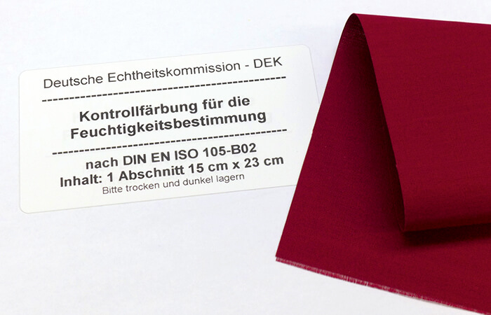 Red control staining for the determination of moisture according to DIN EN ISO 105-B02